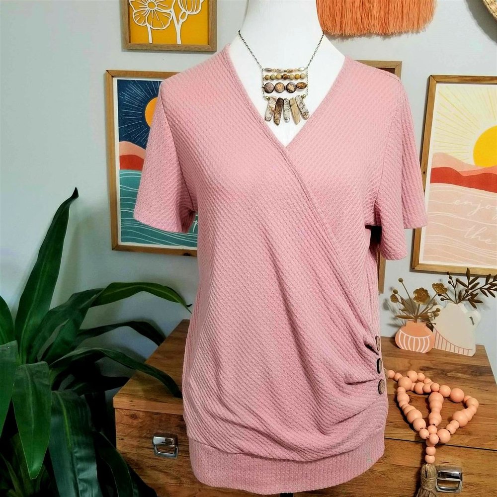 Top, Blouse. Waffle-knit, Wrap Style. Mauve. Iliad USA Brand. Size M